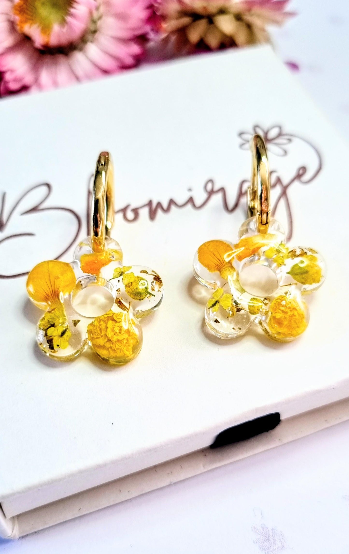 resin jewellery, pressed flower, unique jewellery, handmade jewellery, wedding jewellery, bridesmaid gift, hoop earrings, plant earrings, bride jewellery, real flower jewelry, dried flowers, botanic jewellery, flower necklace