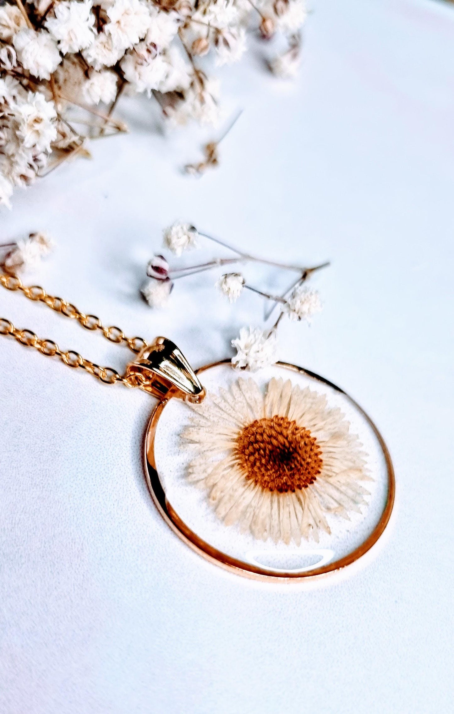 Daisy Pendant Necklace | Real Pressed Flowers | Whimsical Botanical Jewellery | Meaningful Gifts Inspired by Nature