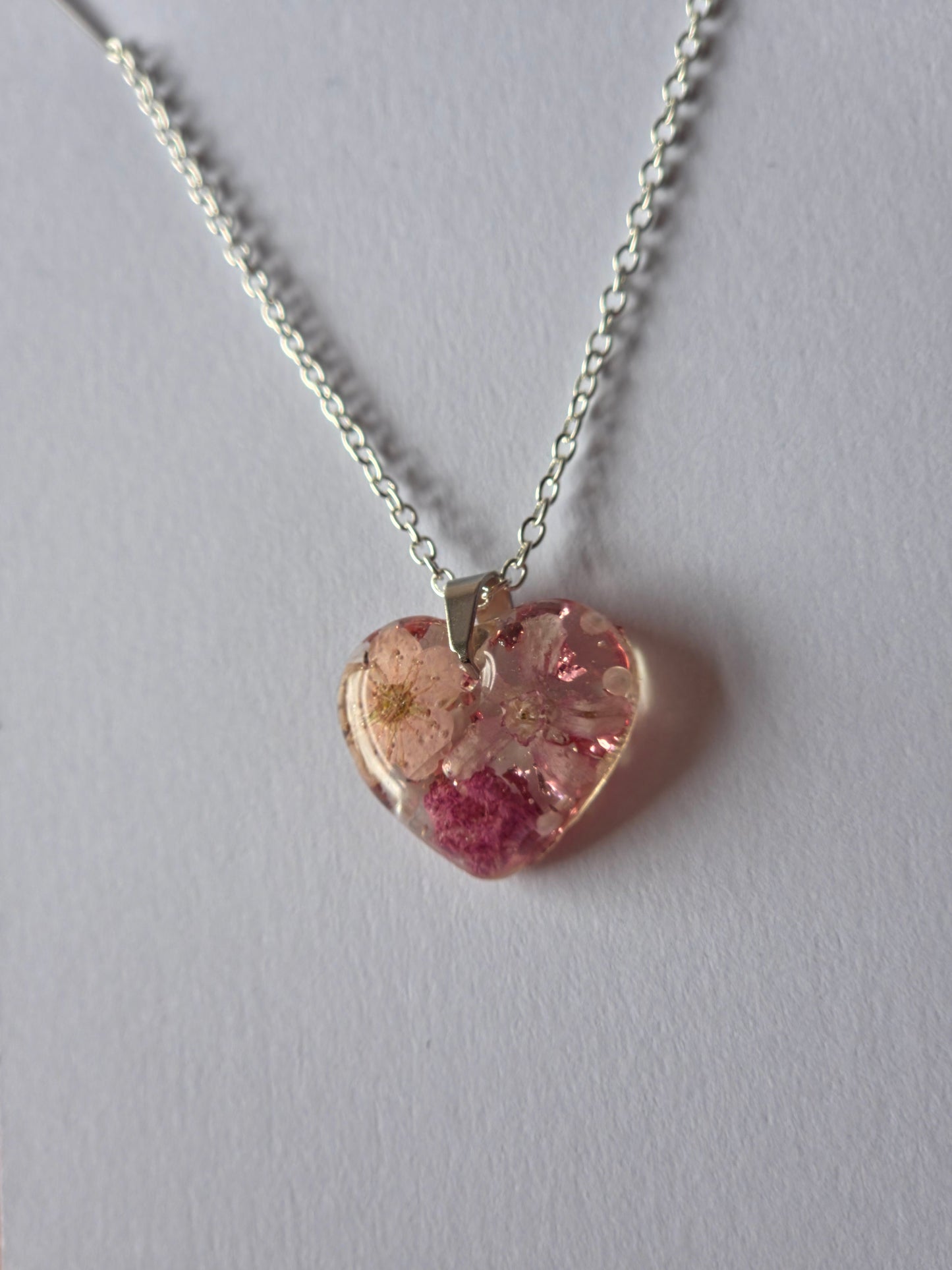 Pressed Flower Heart Resin Pendant Necklace