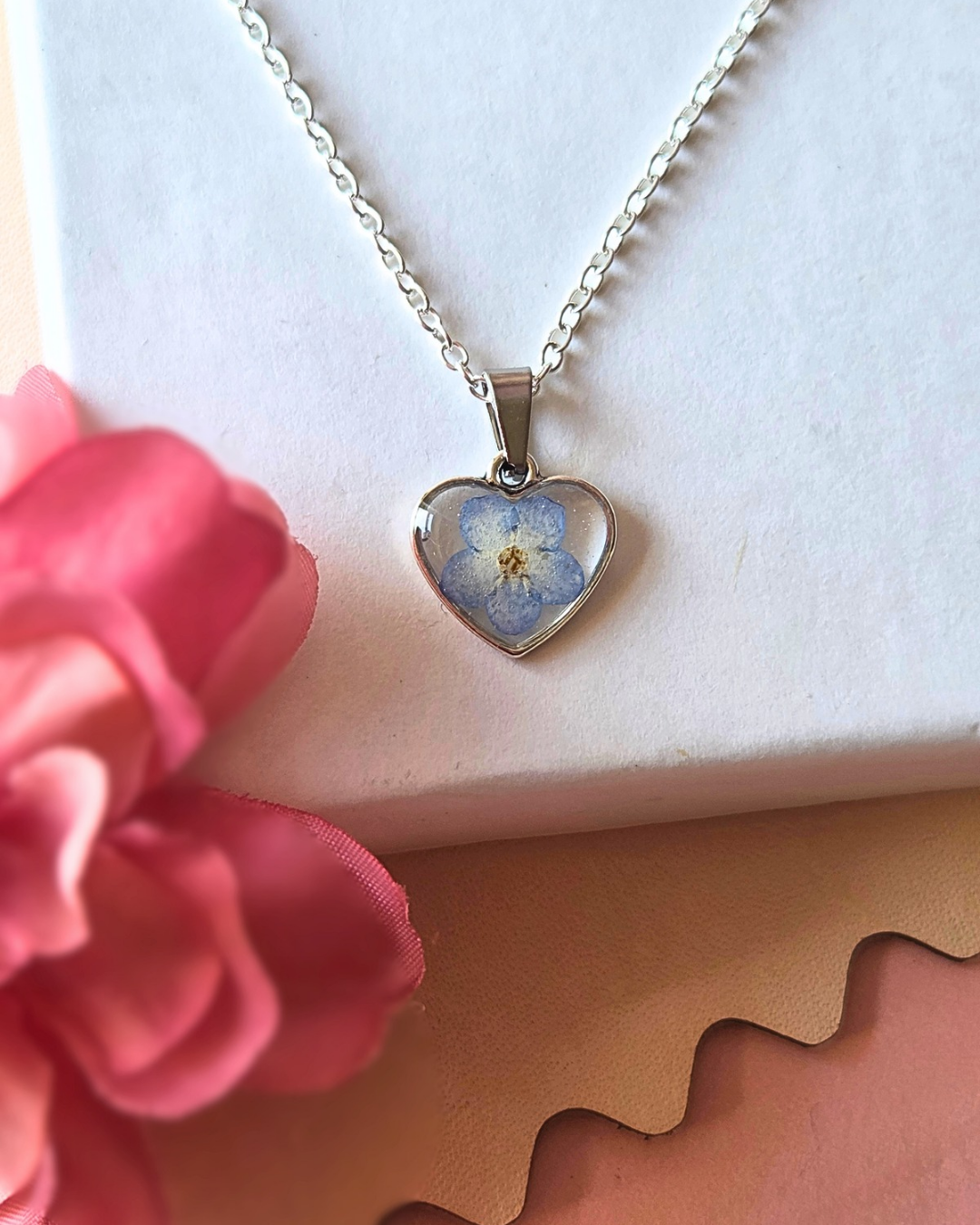 Forget-Me-Not Heart Pendant Resin Necklace