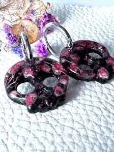 Skull Hoop Resin Earrings with Pink Babies Breath, Pressed Flowers Botanical Jewellery