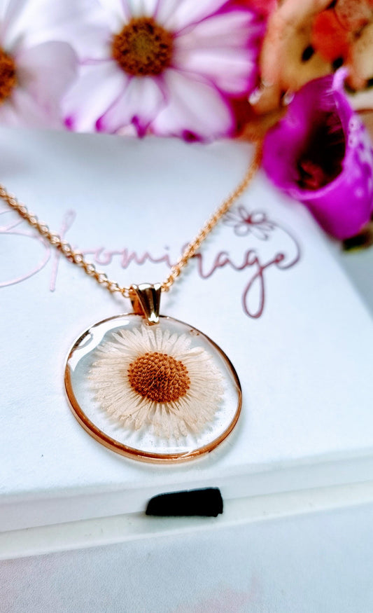 Daisy Pendant Necklace | Real Pressed Flowers | Whimsical Botanical Jewellery | Meaningful Gifts Inspired by Nature