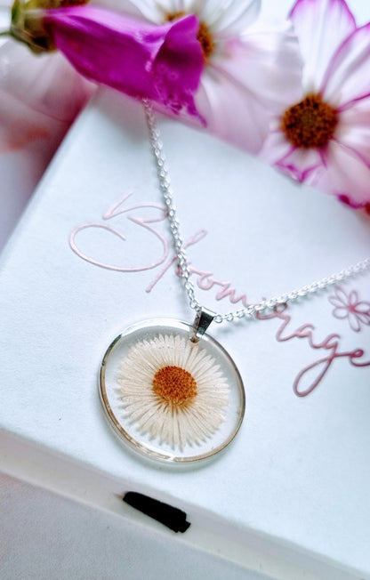 Daisy Pendant Necklace | Real Pressed Flowers | Whimsical Botanical Jewellery | Meaningful Gifts Inspired by Nature
