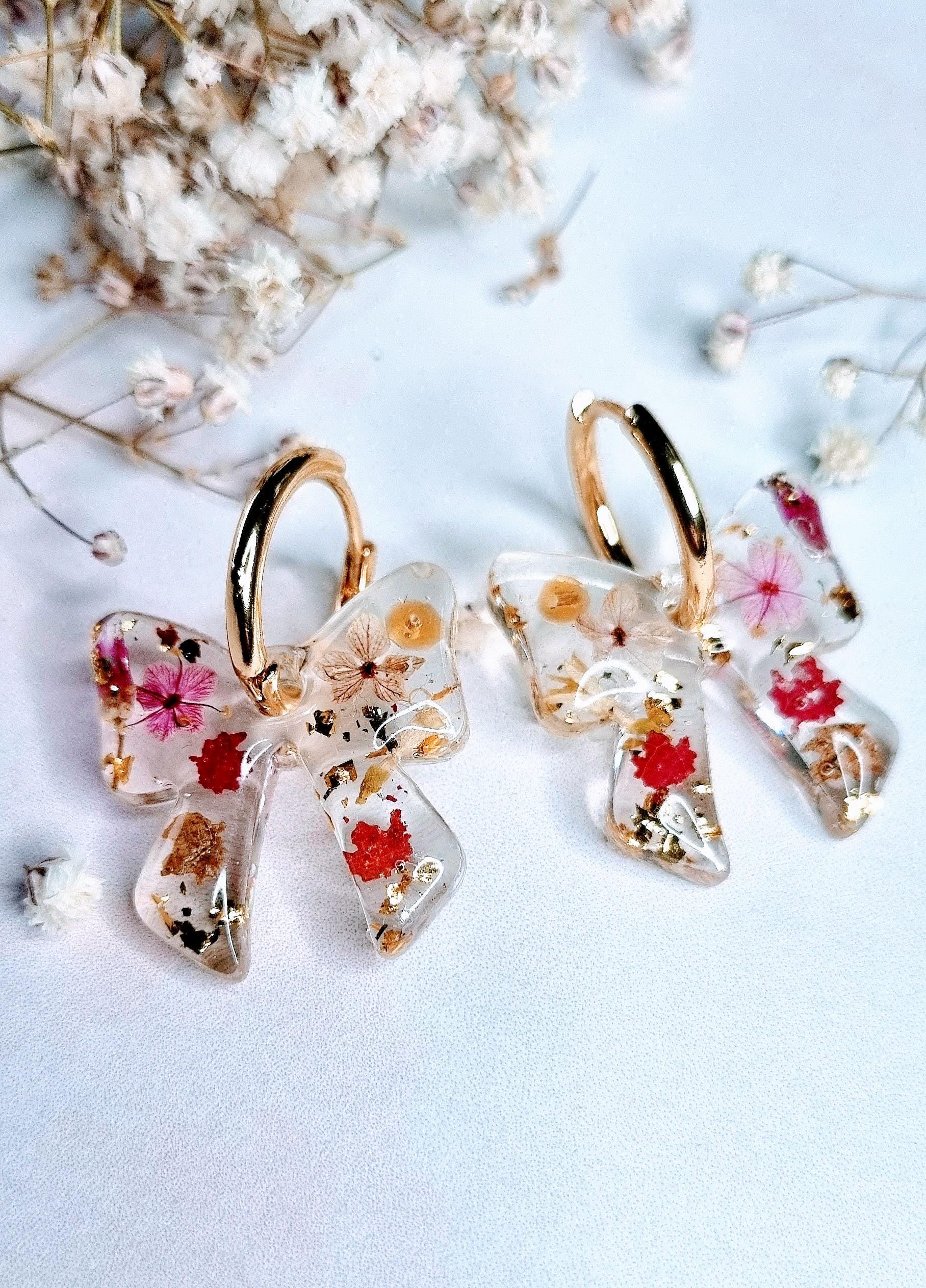 Real Pressed Flower Bow Hoop Earrings | Botanical Jewelry