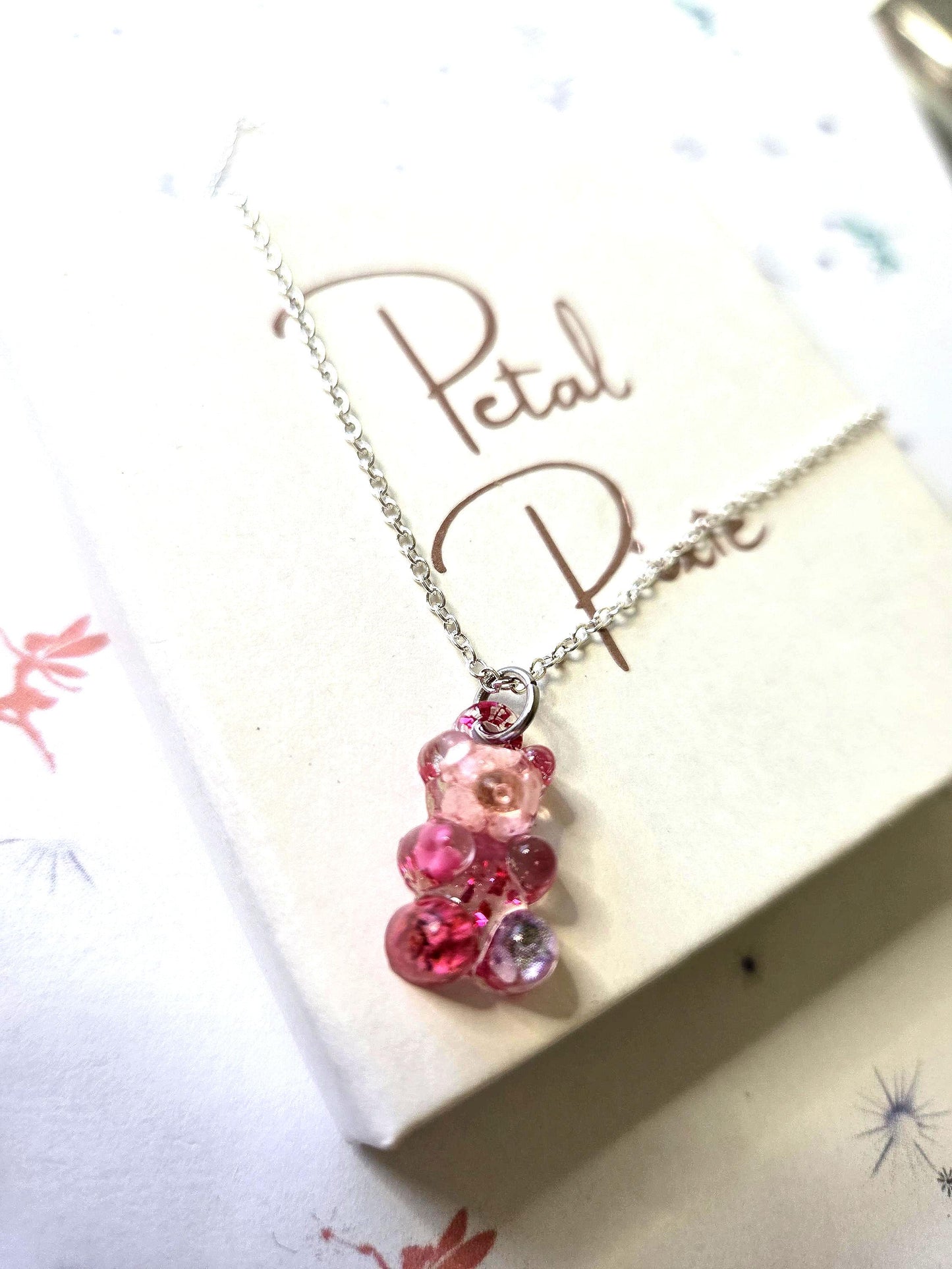 Kawaii Gummy Bear Necklace with Real Dried Flowers | Cute Resin Bear Pendant | Floral Resin Jewellery | Cottagecore Necklace| Handmade Gift