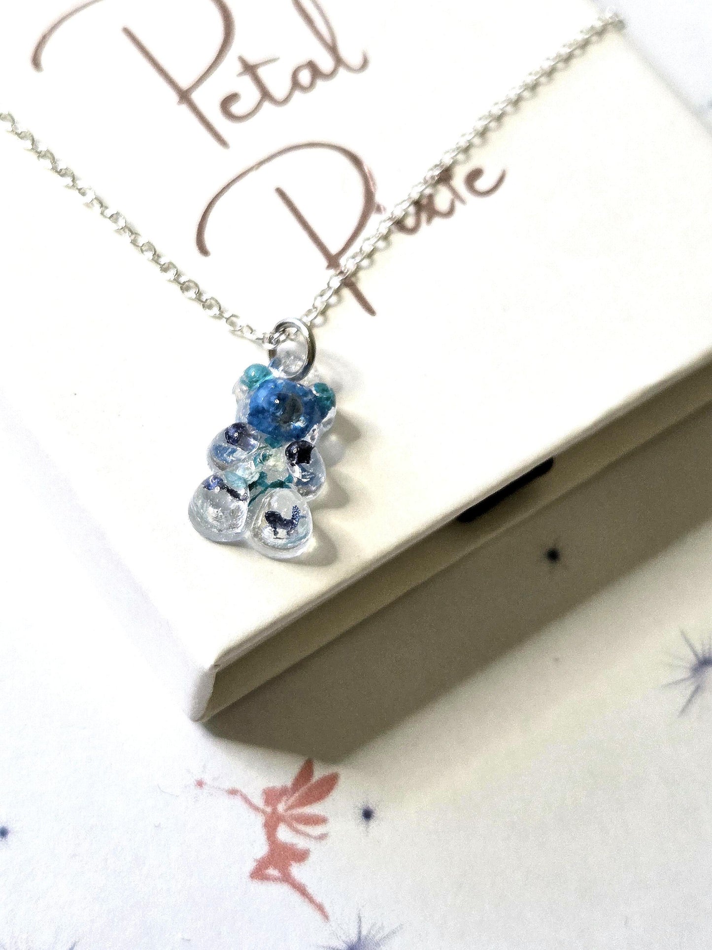 Blue Kawaii Gummy Bear Necklace with Real Dried Flowers | Cute Resin Bear Pendant | Floral Resin Jewellery | Cottagecore Necklace Gift